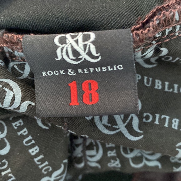 Rock & Republic coated jeans. Size 18 (runs small) - Picture 5 of 5